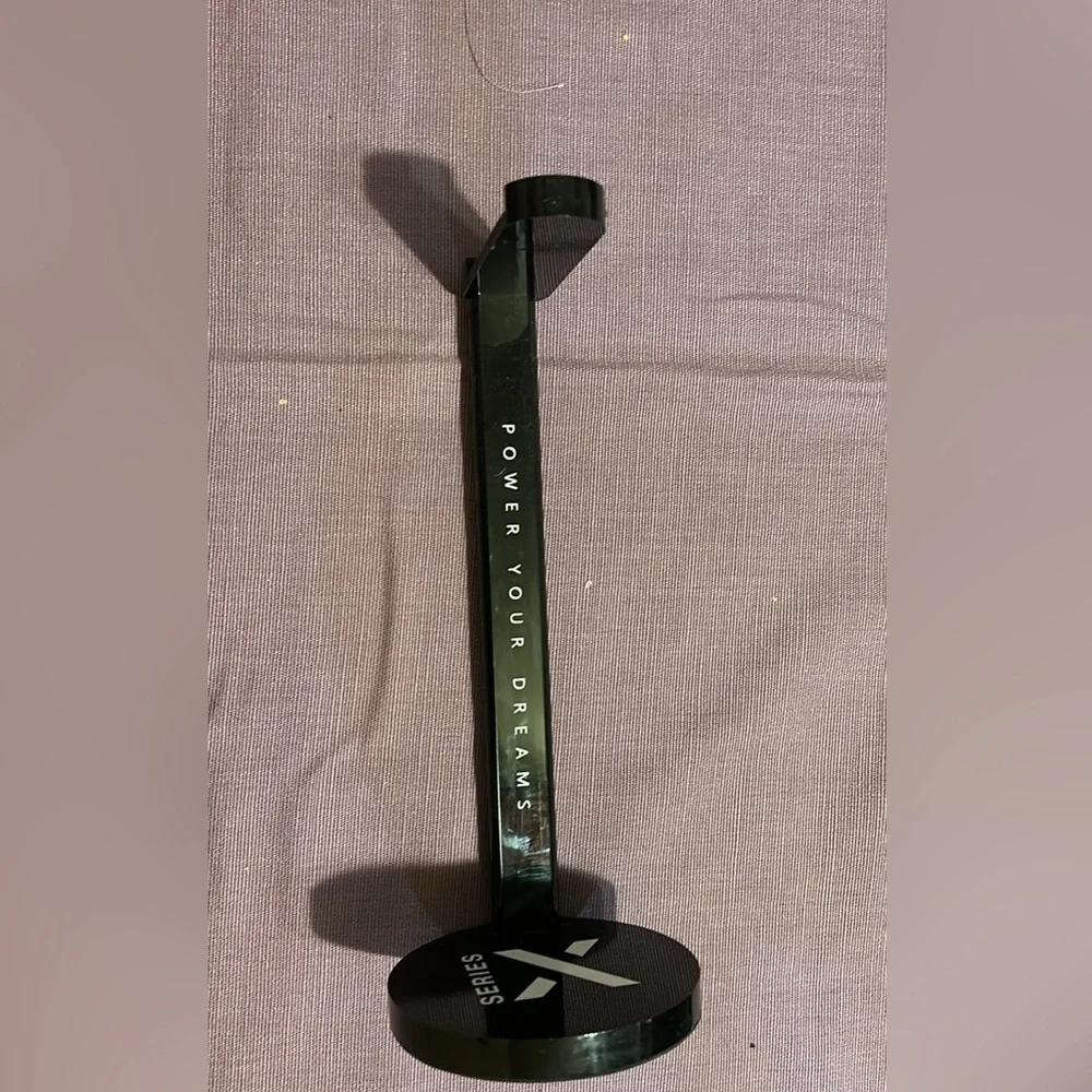 Xbox headset stand